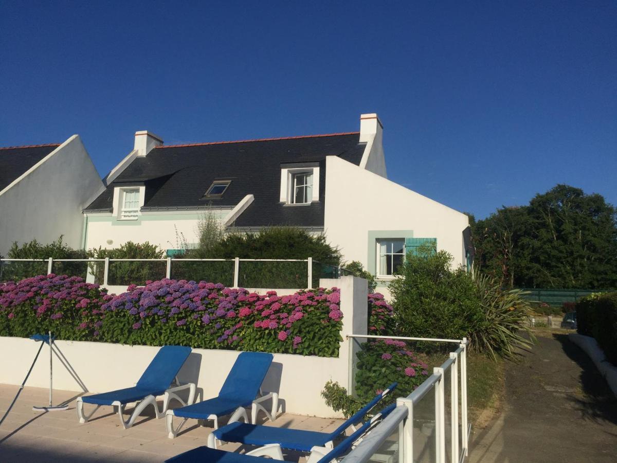 Maison de vacances de 56 m2 dans résidence avec piscine chauffée proche plages Locmaria Extérieur photo